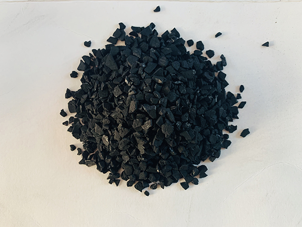 Ҭ������̿���Խ�����ˮ�е�BOD��������